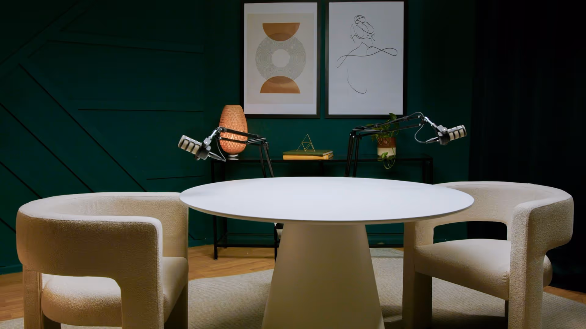 Studio podcast The Creator