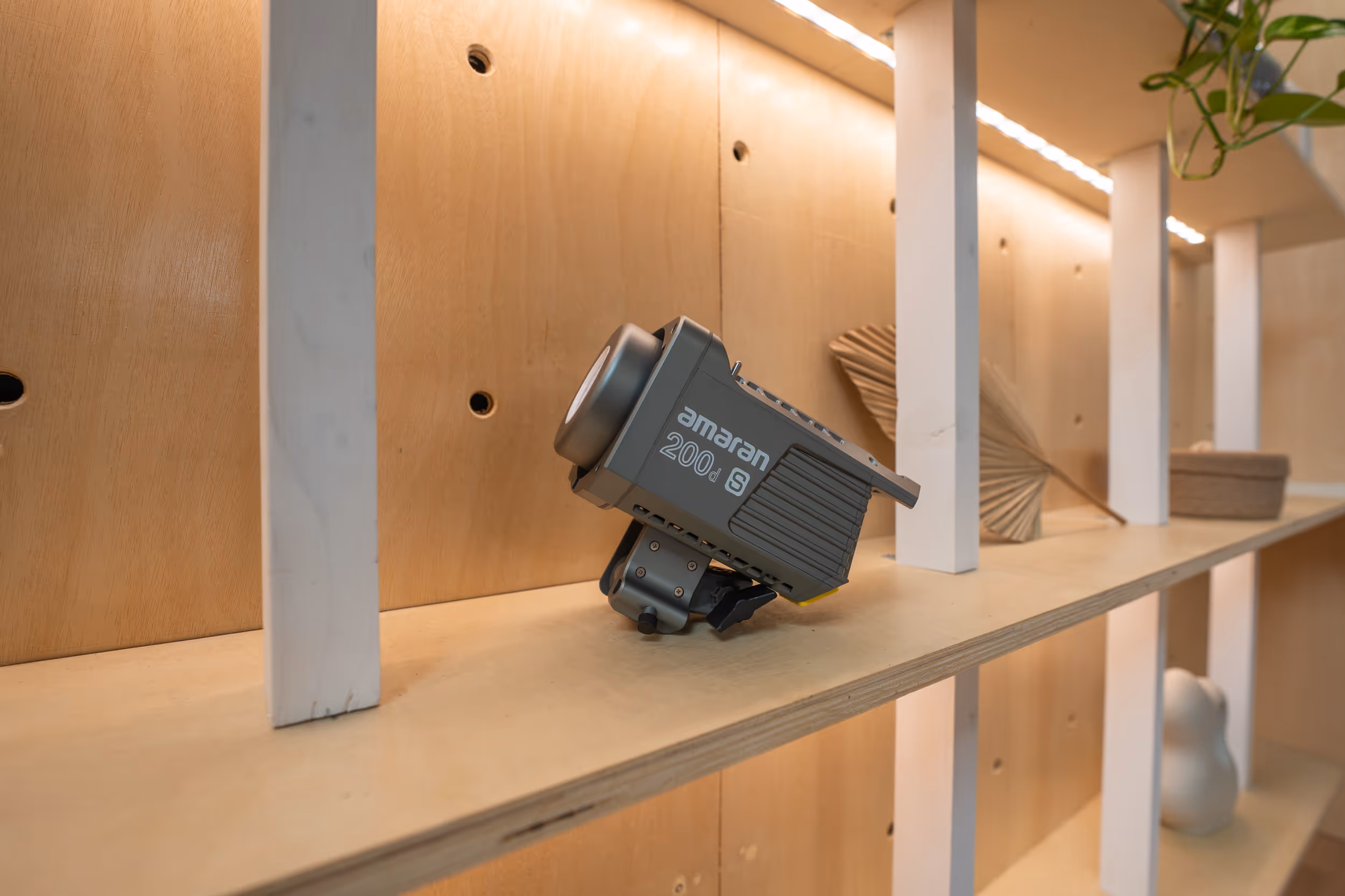 Echipamente lumina Amaran